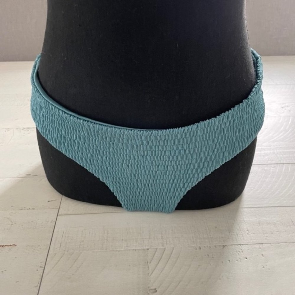 Mennillo Tonga Bikini Buttom Medium